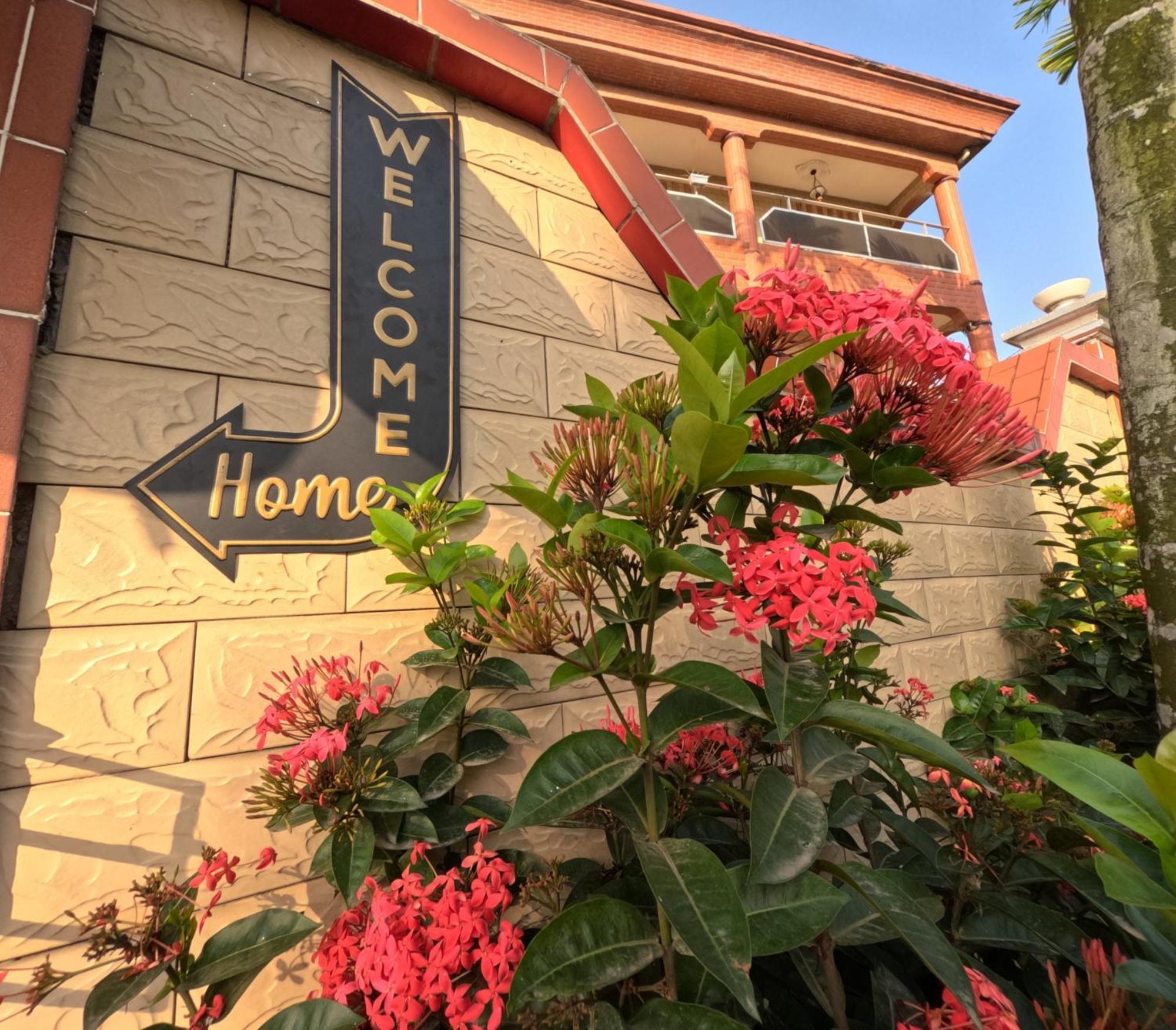 Residence Hoteliere Borel Denver Douala Exterior foto
